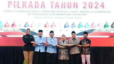 Muhidin-Hasnur dan Raudatul Jannah-Rozanie Bergandengan Tangan Jelang Pencoblosan