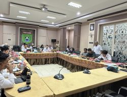 DPRD Tanbu Gelar Rapat Kerja Bersama TAPD dan SKPD Terkait RAPBD 2025