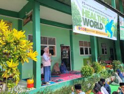 Srikandi PLN Tingkatkan Kesadaran Kelistrikan untuk Generasi Emas Kalbar di Hari Anak Sedunia