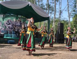 Disporapar Balangan Adakan Pentas Seni dan Ekonomi Kreatif di Objek Wisata Maranting