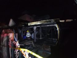 Gudang Styrofoam di Kacapiring Ludes Dilalap Api