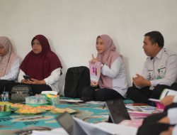 Dinkes Balangan Laksanakan Supervisi Layanan Program KIA Gizi di Desa Teluk Karya