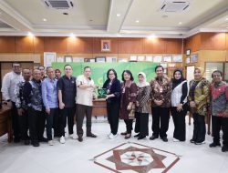 Komisi IV DPRD Kalsel Bersama Mitra Kerja Kaji Banding Pengelolaan Sistem Pelayanan Pasien ke RSUD DR Soetomo Surabaya