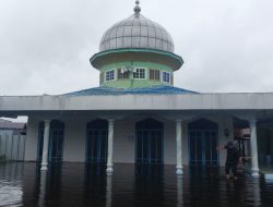 Masjid Al Muflihun Sudah 10 Hari Terendam Banjir