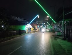 Jelang Haul ke-5 Guru Zuhdi, Jalan Kawasan di Lokasi Dipercantik dengan Pernak-pernik Lampu