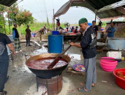 Relawan Dapur Umum Siapkan 55 Ribu Bungkus Makanan untuk Haul ke-5 Guru Zuhdi Tanpa Open Donasi