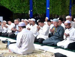 Gubernur Kalsel H. Muhidin Agendakan Salat Tarawih dan Tadarus Al Quran Bersama SKPD Sepanjang Ramadan di Kediamannya