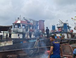 Tugboat Meteor 05 Terbakar, Diawali Ledakan dari Bagian Dapur
