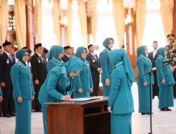 Andi Irmayani Rudi Latif Resmi Dilantik Sebagai Ketua TP PKK dan Ketua Tim Pembina Posyandu Kabupaten Tanah Bumbu Masa Bhakti 2025-2030