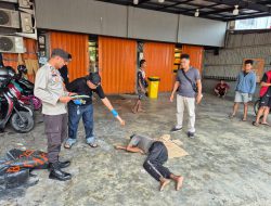 Pria Paruh Baya Ditemukan Tak Bernyawa Depan Ruko Buah
