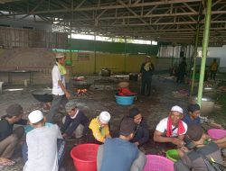 Haul Pertama Abah Guru Banjar Indah, Relawan Siapkan Ribuan Nasi Bungkus untuk Jemaah
