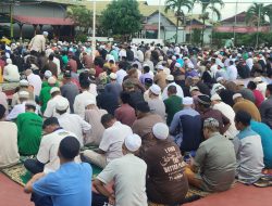 Ribuan Warga Binaan Lapas Kelas IIA Banjarmasin Laksanakan Salat Idul Fitri Bersama Para Petugas