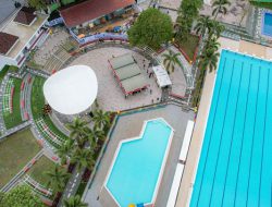 Kolam Renang Idaman Berwajah Baru Dengan Gaya Arsitektur Tropical Hindia Belanda Abad ke-19