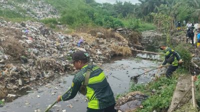 Walikota Banjarmasin Ajak Seluruh Kepala SKPD, Camat dan Lurah Kerja Bakti Bersihkan Saluran Air Lindi di TPA Basirih