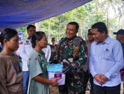 Bersama Dandim, Bupati Balangan Tinjau Karya Bakti TNI di Desa Mamantang dan Ruuk-Sawang