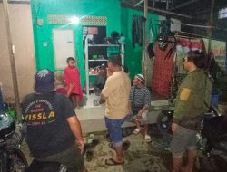 Bocah 8 Tahun Diduga Tenggelam, Sepeda dan Sajadah Ditemukan di Atas Jembatan