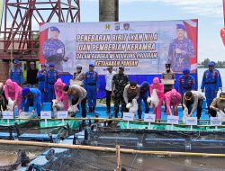 Dukung Asta Cita Presiden Prabowo, Polda Kalsel Tebar 170 Ribu Benih Ikan Nila di Sungai Barito