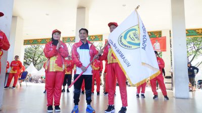 Walikota Banjarmasin Lepas 202 Kontingen POPDA, Targetkan Prestasi dan Junjung Sportivitas