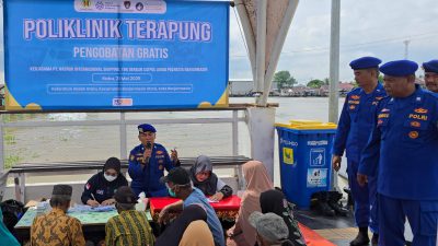 Polairud Polresta Banjarmasin Gelar Pengobatan Gratis bagi Warga Pesisir di Shelter Kubah Basirih