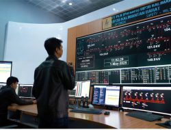 Peringati Hari Buruh dengan Kerja Nyata, PLN Jaga Keandalan Listrik di Kalimantan Barat