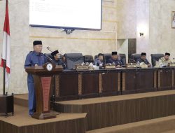 Gubernur Sampaikan Arah Pembangunan 2025–2029 dan Pengelolaan Tambang di Paripurna DPRD