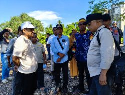 Kunjungi Desa Tanjung Lalak, Bupati Kotabaru Disambut Hangat Warga