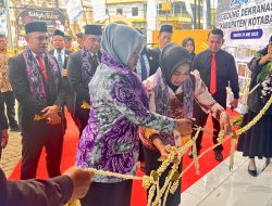 Ketua PKK Kotabaru Resmikan Gedung Dekranasda,Dorong Pengembangan UMKM dan Produk Lokal