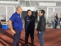 Hasnuryadi Sulaiman Dampingi Erick Thohir Pantau Latihan Timnas U-23 Jelang Piala AFF