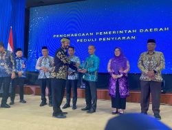 Balangan Raih Penghargaan “Pemerintah Peduli Penyiaran” dalam Anugerah Syiar Ramadan 2025