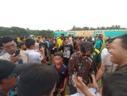 Disambut Meriah Warga Kandangan, PS Barito Putera Gelar Laga Eksibisi dan Coaching Clinic