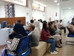 Difokuskan ke MPP, Layanan Hari Pertama Membeludak