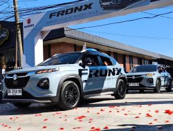 Laris Manis, Puluhan Pembeli Suzuki Fronx Konvoi Test Drive Mobil Teranyar Dilengkapi Fitur ADAS