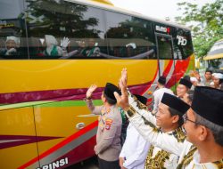 Pelepasan Jemaah Haji Balangan: Bupati Tekankan Kesehatan sebagai Prioritas