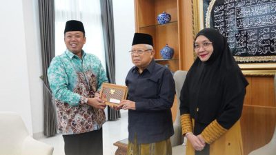 Wakili Pemerintah, Menteri Nusron Antar Undangan Upacara Peringatan HUT 80 Tahun Kemerdekaan RI untuk Wapres ke-13 K.H. Ma’ruf Amin