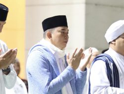 Hening dalam Keharuan, Warnai Peringatan Maulid Nabi, Bupati Andi Rudi Latif: “Kita Mulia Berkat Rasulullah