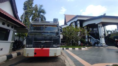 Polisi Siaga dari Pagi di Gedung DPRD Kalsel