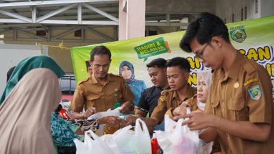 Disperindag Balangan Mengadakan Pasar Murah di Desa Mantimin