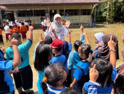 Semarak Merdeka, PLN UP2B Kalbar Hadirkan Kegembiraan di SDN 29 Sungai Raya