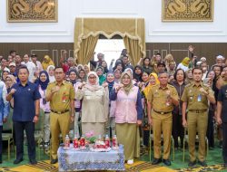 Menuju Visi Banjarbaru Emas, Srikandi PLN Dukung Peresmian Bank Sampah Induk