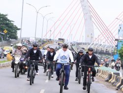 Gubernur H. Muhidin Meriahkan Banua Qristival, Edukasi Pembayaran Qris Lewat Even Funbike hingga Senam Bersama Masyarakat