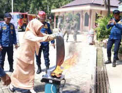 Pertemuan Rutin DWP Tanah Bumbu Diwarnai Edukasi Pencegahan Kebakaran
