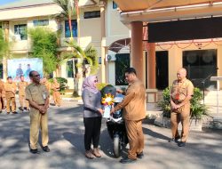 Bupati HST Serahkan Bantuan Kendaraan Operasional untuk KPU dan Bawaslu