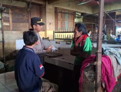 Patroli Gabungan TNI, Polri dan Perumda Pasar Banjarmasin Tindak Ringan Premanisme dan Pengguna Lem Fox di Pasar Antasari