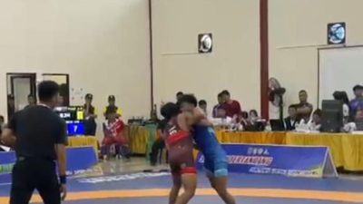 Hari Pertama Porprov Kalsel 2025, Pegulat Banjarmasin Raih Tiga Medali Perak