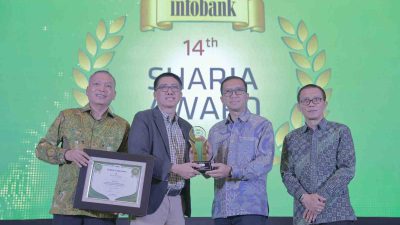 Unit Usaha Syariah Bank Kalsel Terima Penghargaan The Best Sharia Banking Business Unit 2024