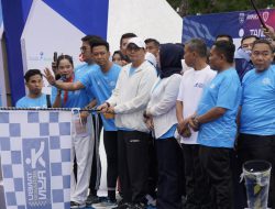 Spektakuler, Bupati Andi Rudi Latif Lepas Tanah Bumbu Run 2025, Diikuti Ribuan Peserta