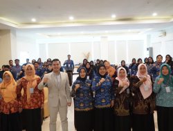 Pemkab Tanbu Gelar Bimtek Public Speaking untuk Tingkatkan Kualitas SDM Kader dan Petugas DP3P2KB