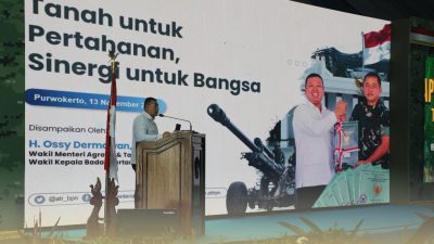 Jadi Pembicara dalam Apel Dansatkowil, Wamen Ossy Ajak TNI AD Perkuat Sinergi untuk Menjaga Tanah Negara