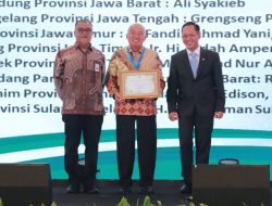 Diganjar Penghargaan ProKlim 2025, Gubernur Muhidin Tekankan Penghijauan dan Pengelolaan Sampah di 13 Kabupaten/Kota