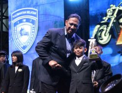 Juara Kejurnas Motocross 2025, Silo Pembalap Muda Berbakat Asal Hulu Sungai Selatan Dianugerahi IMI Award